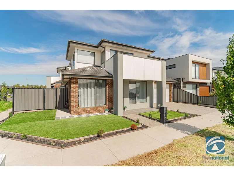 MODERN LIVING IN ASTON ESTATE