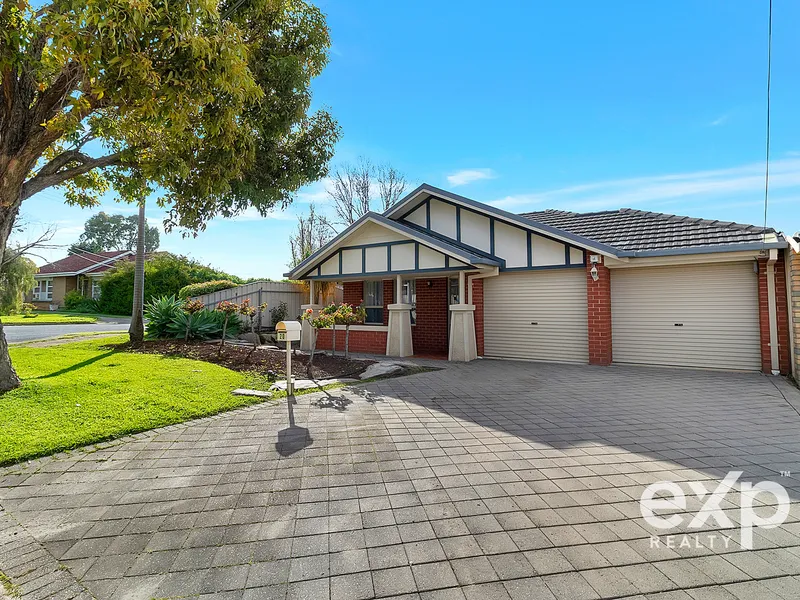 Renovated On A Corner Block - ACT FAST