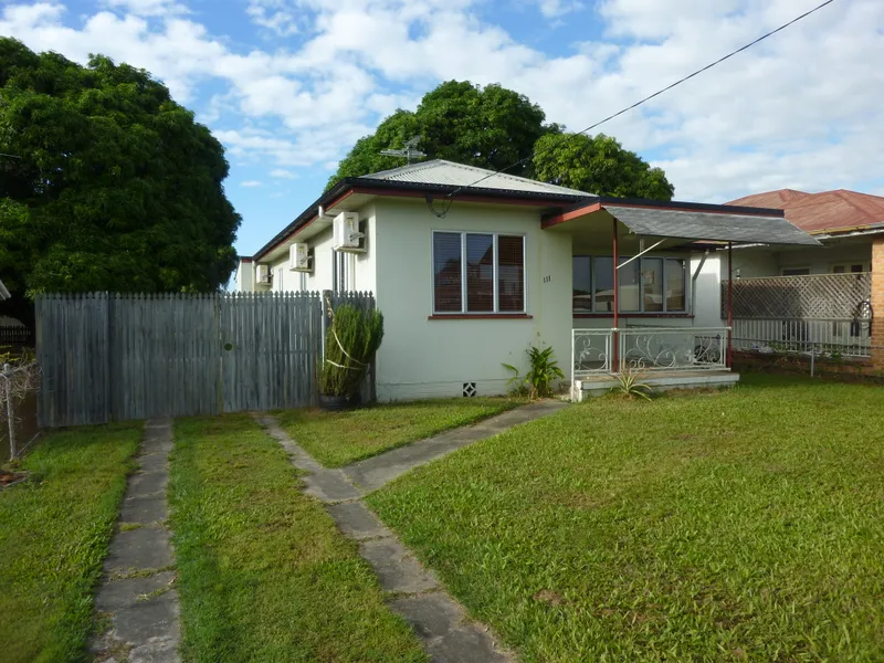 Family Home in West Mackay!