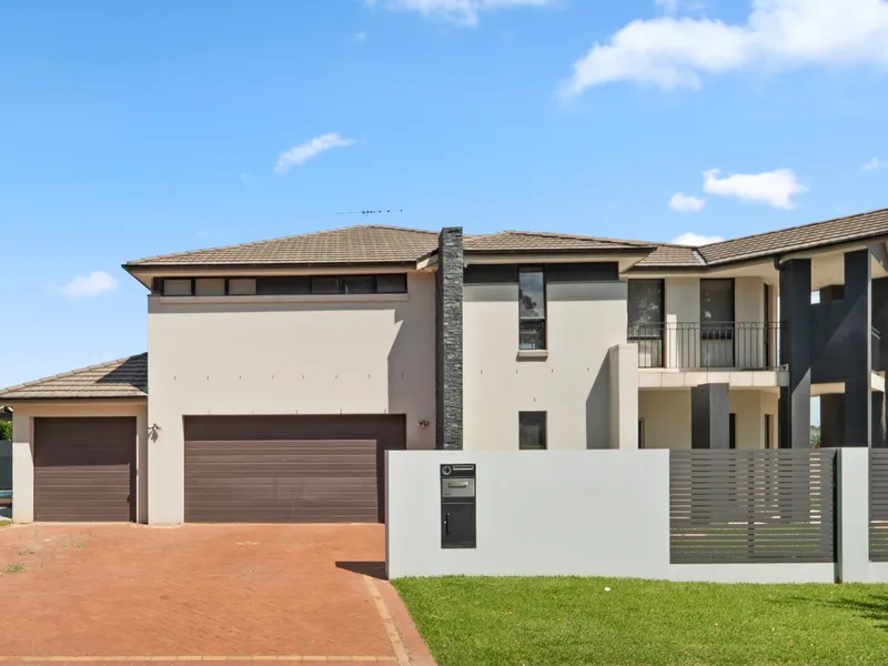 FOR SALE BY OWNER OF RAY WHITE QUAKERS HILL JOSH TESOLIN