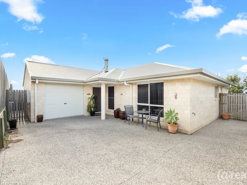 Very neat home, vacant possession!