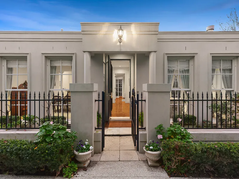 Single-Level Seclusion Metres to Church Street