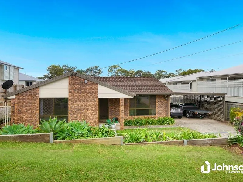 Spacious home with a pool, shed and huge backyard!