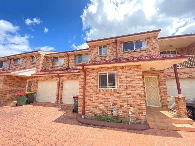 Sought-after Spacious Townhouse in Premium Location