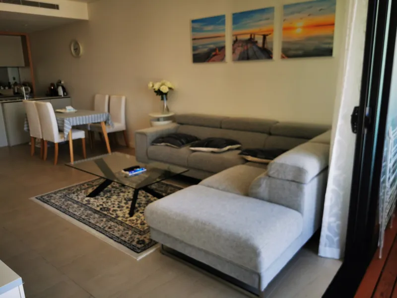 MODERN FULLY FURNISHED ONE BEDROOM PLUS STUDY/SECOND BEDROOM