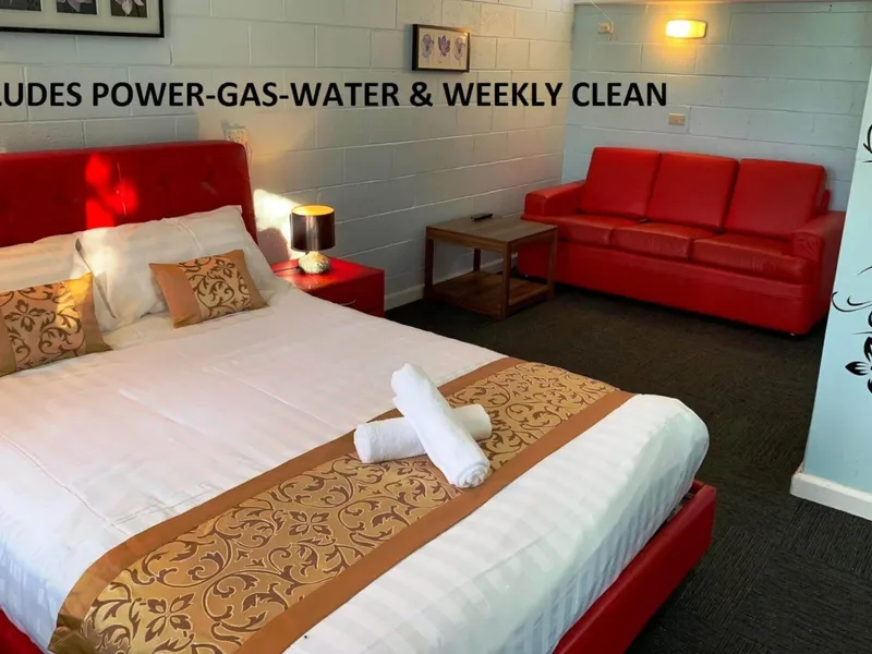 PRIVATE ROOMS WITH BATHROOM and KITCHENETTE, AFFORDABLE WEEKLY and MONTHLY RATES