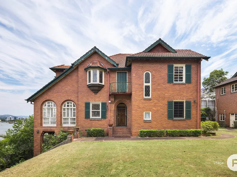 Unprecedented development opportunity on Hamilton Hill | 1,690m2 block