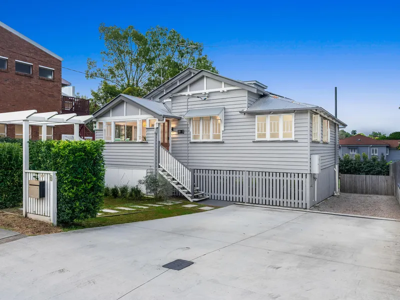 Immaculately Presented Family Home in Kedron State School Catchment - Virtual Tour available in photo carousel