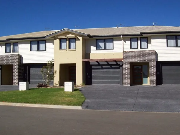COSY TOWNHOUSE TO CALL HOME!!!