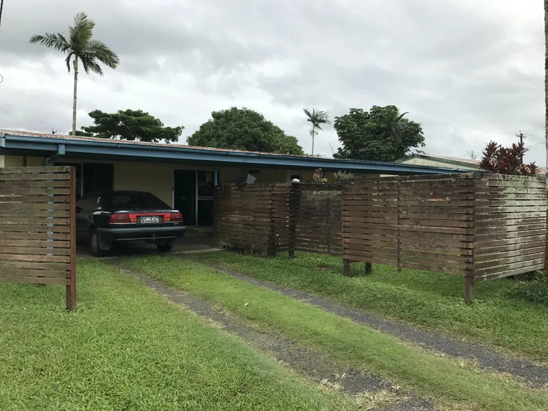 2 x 2 BEDROOM DUPLEX