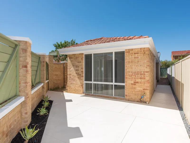 CENTRAL, COSY AND CONTEMPORARY VILLA!