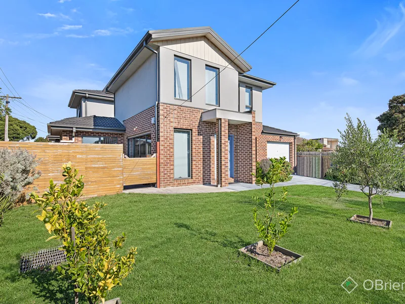 Wake up to the crack of dawn at Dawn Avenue