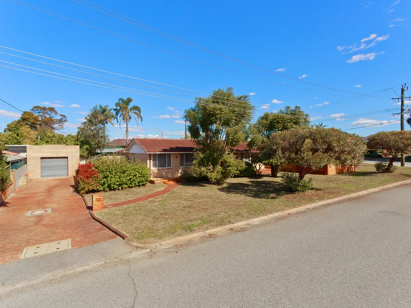 BRICK/TILE ON 791 SQM CNR BLOCK