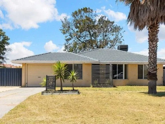 STYLISH LIVING, Large Family Home only $475