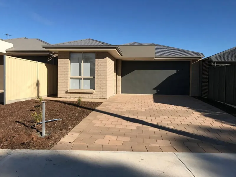 Spacious Executive Property in Central Location