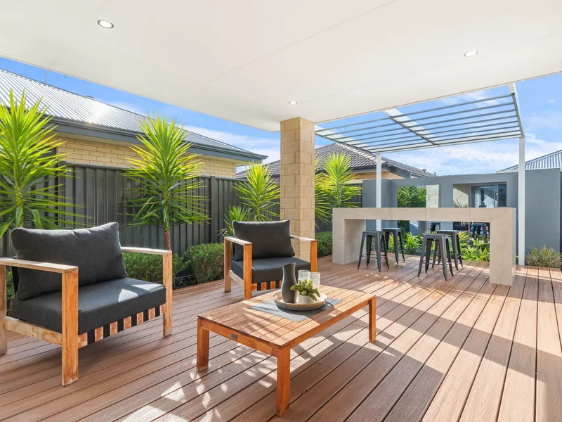 A Dream Location Packed With Potential!