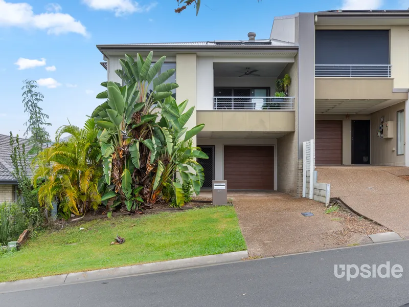 Private & Spacious Like-New Terrace Home