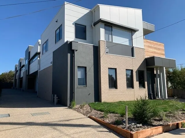 Brand New Executive Townhouse