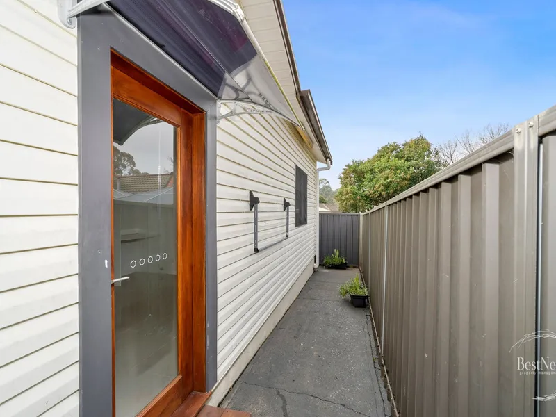 LITTLE GRANNY FLAT IN WERRINGTON COUNTY!