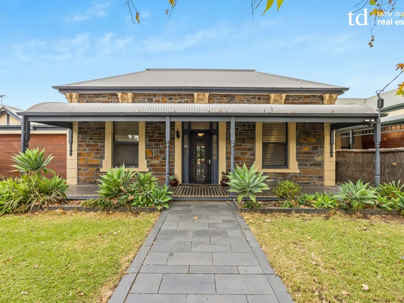 Stunning, high quality, luxe living in sought after locality.