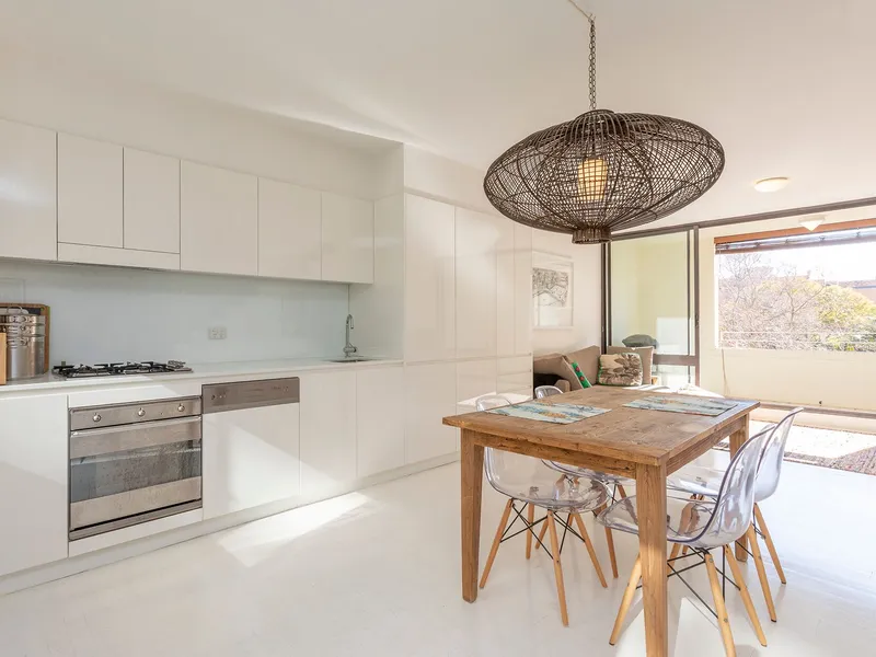 Prime Location and Inviting