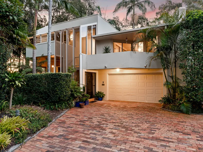 Lakefront Townhouse only 200m to Beach