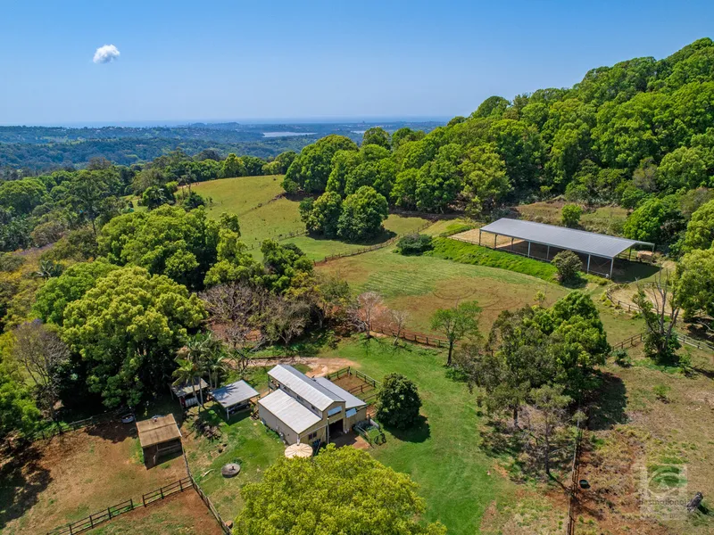 Heavenly horse property set amongst the clouds