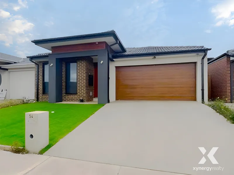 Stunning 4-Bedroom House in Wyndham Vale