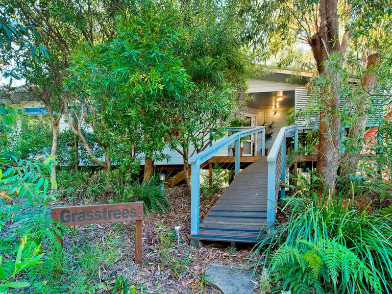Private three bedroom home in Dunbogan!