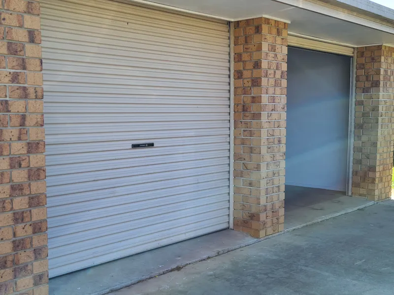 Quiet Neighbourhood and Convenient Location