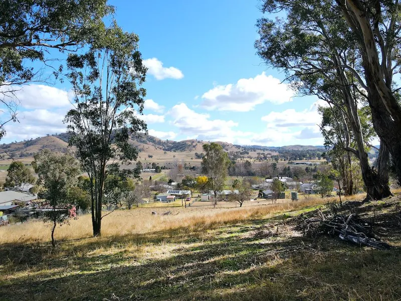 1.5 acre residential lot with views