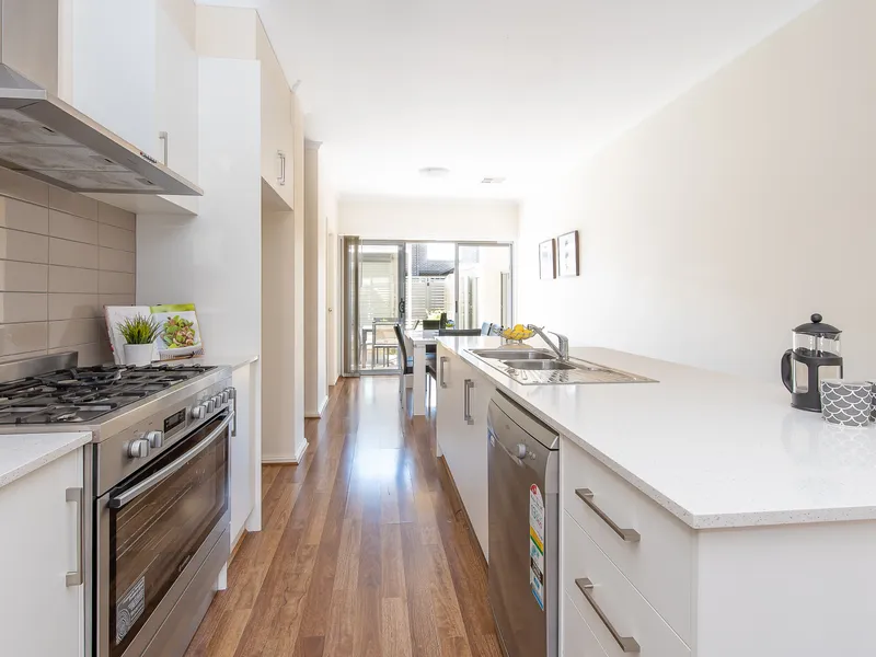 Great Value Townhouse For Investor & Home Buyer