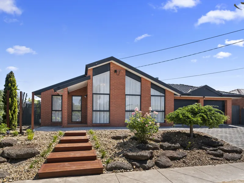 Luxurious quality, sophisticated elegance and spacious comfort culminate in what is the ultimate family home!