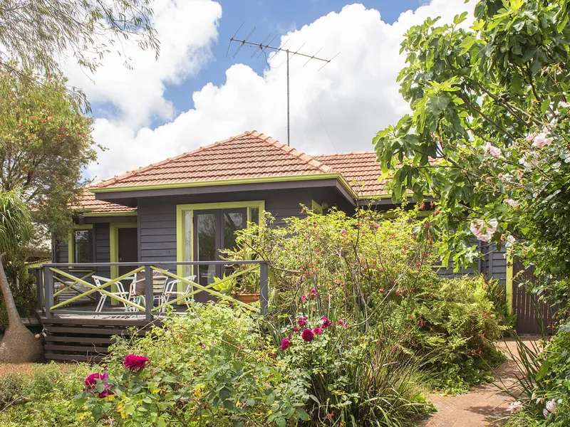 MARGARET RIVERS CUTEST COTTAGE