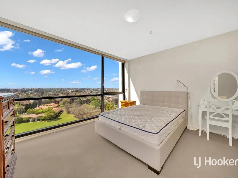 2 Bedroom Apartment with amazing Park View for Sale!!!