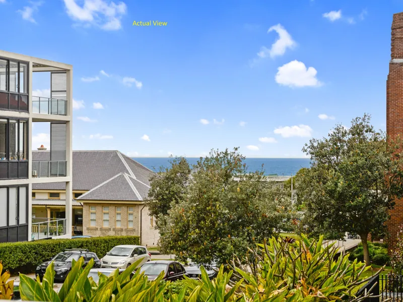 Enjoy Your Leisure in Beachside Luxury