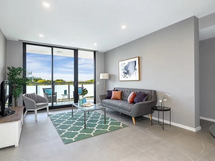 Bright and Spacious Two Bedroom Apartment