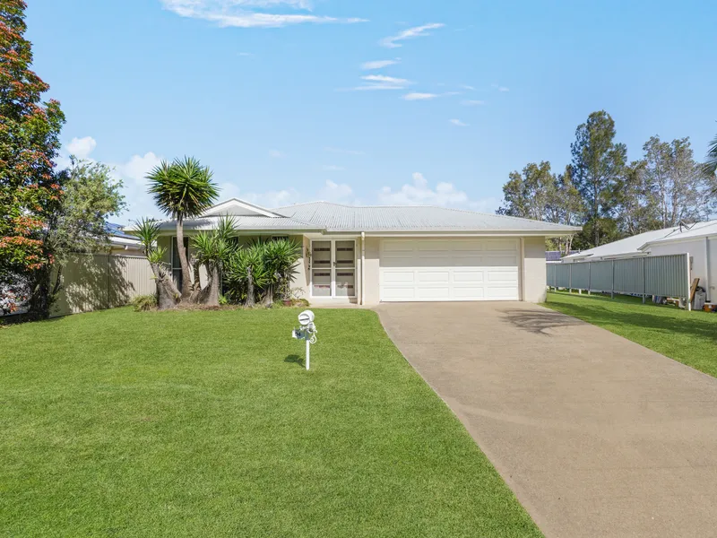 Family Home In Koala Beach Estate!