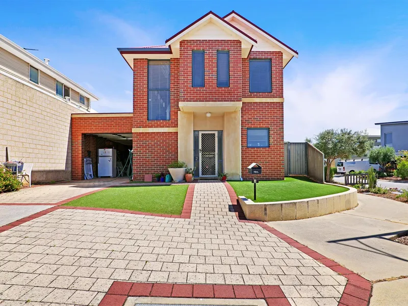 Stunning Home On The Doorstep Of Salentina Ridge Park