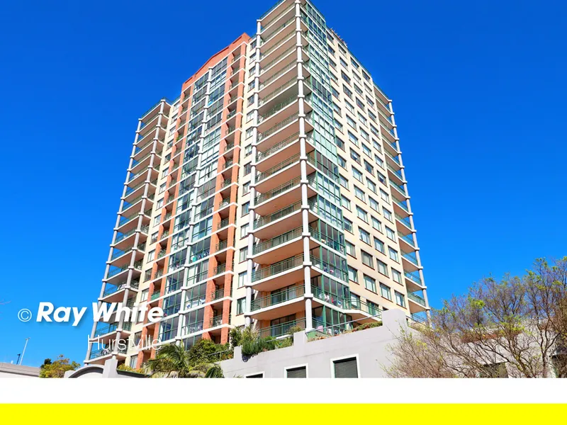 ULTRA CONVENIENT THREE BEDROOM APARTMENT FOR RENT