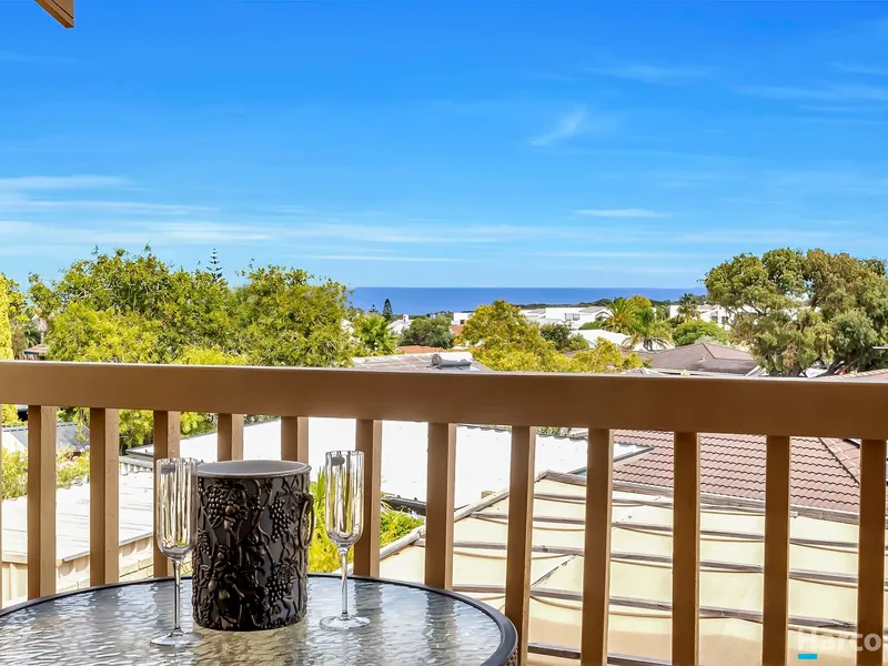 Cul-De-Sac Charm With Ocean Views