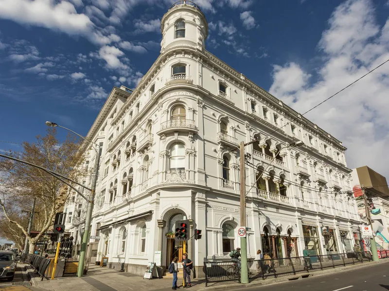 The Iconic George with Style and Flair