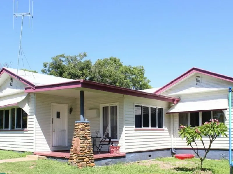 Well Maintained 3 B/R home situated on 1,416m2