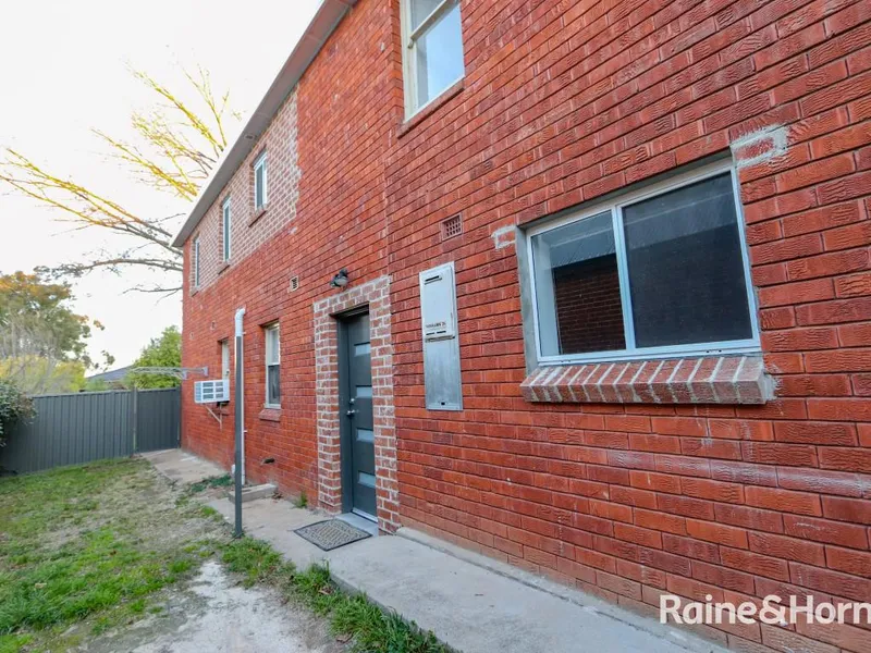 1 Bedroom Granny Flat in Mitre Street- Available Now!!!