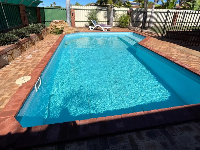 Millars Well 4x2 & Large Pool Be Quick!