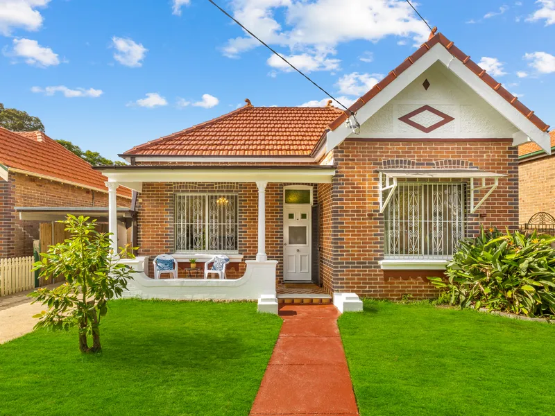 Spacious family home with near new granny flat