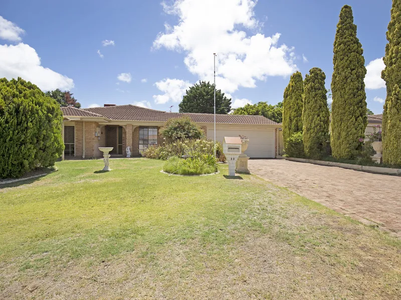 Large family home with workshop in great location