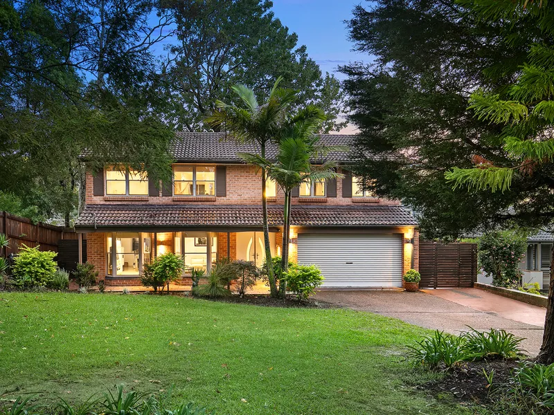 Two-storey family entertainer on a prime level block