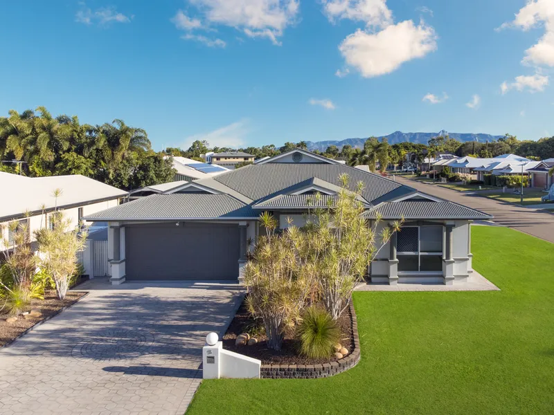 5 Riviera Circuit Kirwan