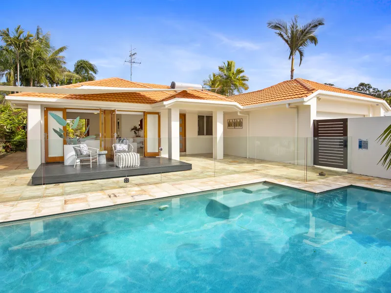 ULTIMATE NORTH FACING SINGLE LEVEL HOME